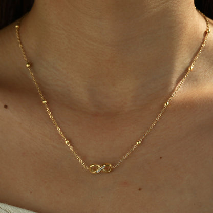 Collier Infinity